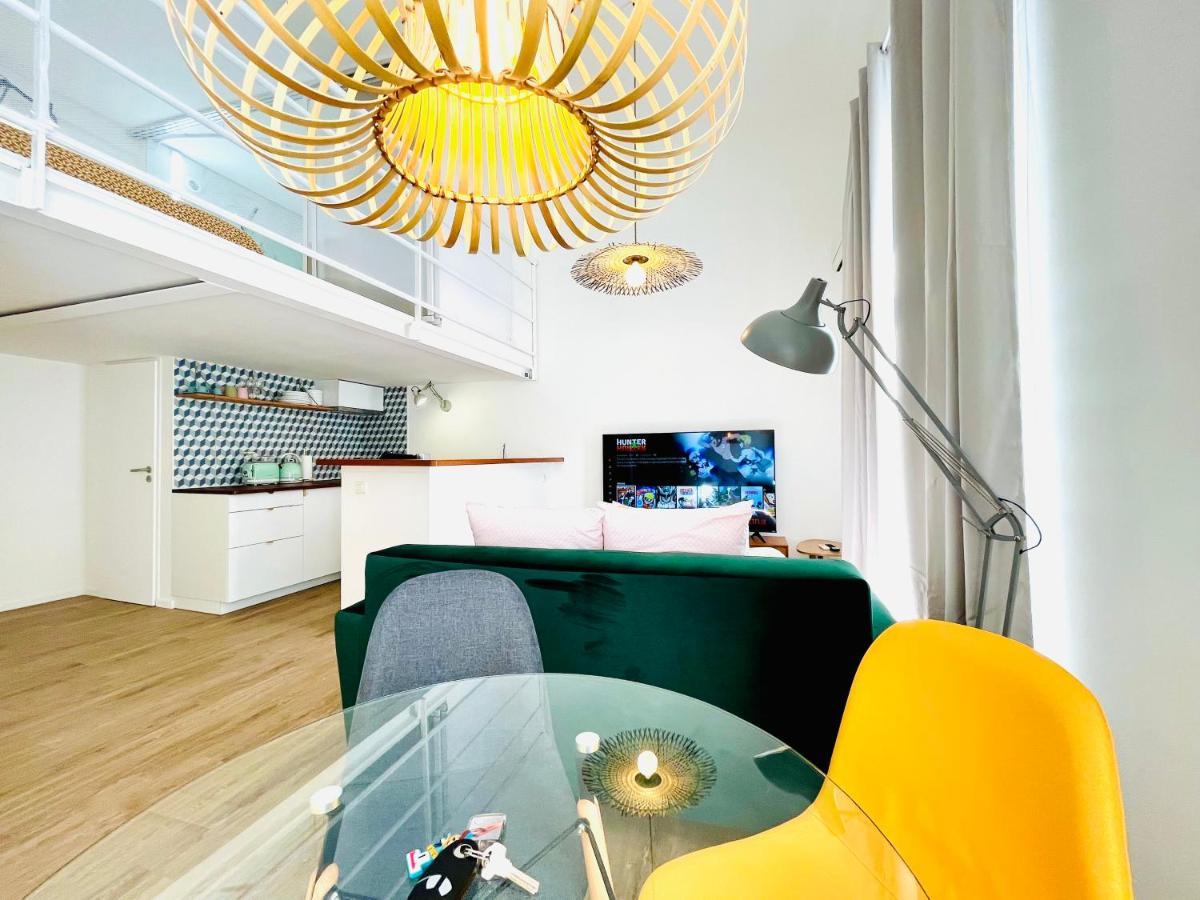 Duplex-Ceiling Height 1,9M-Free Private Parking-Self Check In !! Duplex Climatise-Hauteur Sous Plafond 1,9M-Parking Prive Gratuit-Arrivee Autonome !! Avignon Exteriör bild