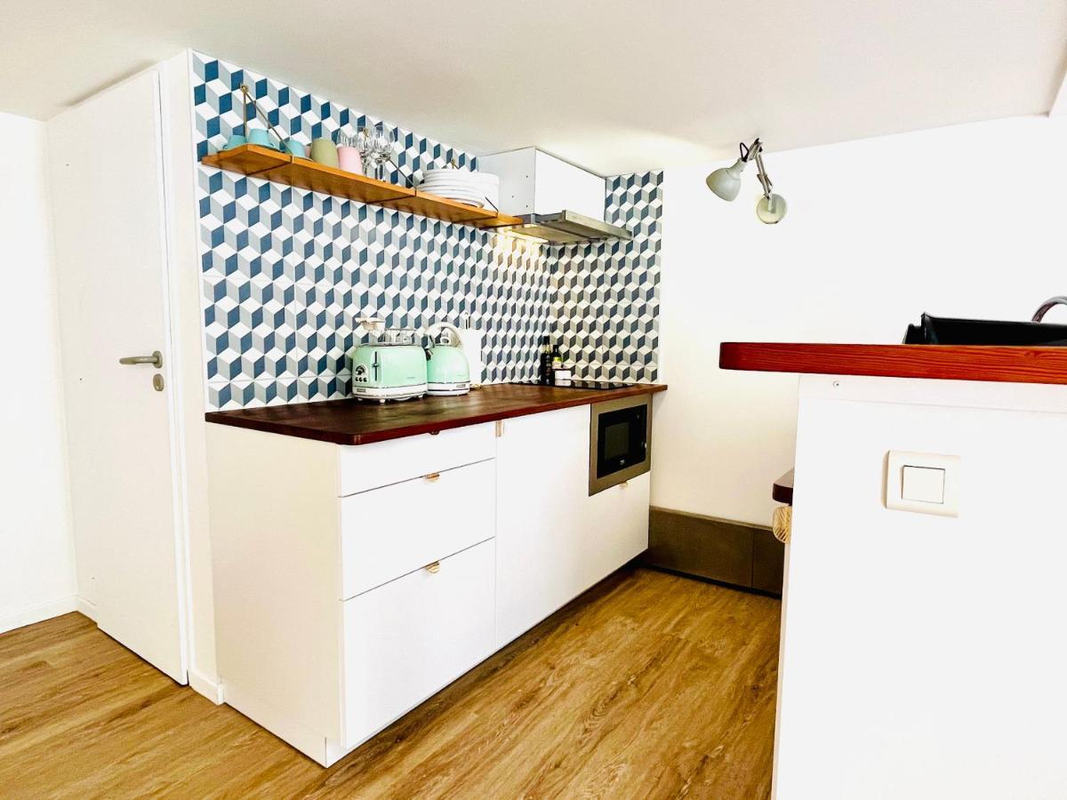 Duplex-Ceiling Height 1,9M-Free Private Parking-Self Check In !! Duplex Climatise-Hauteur Sous Plafond 1,9M-Parking Prive Gratuit-Arrivee Autonome !! Avignon Exteriör bild