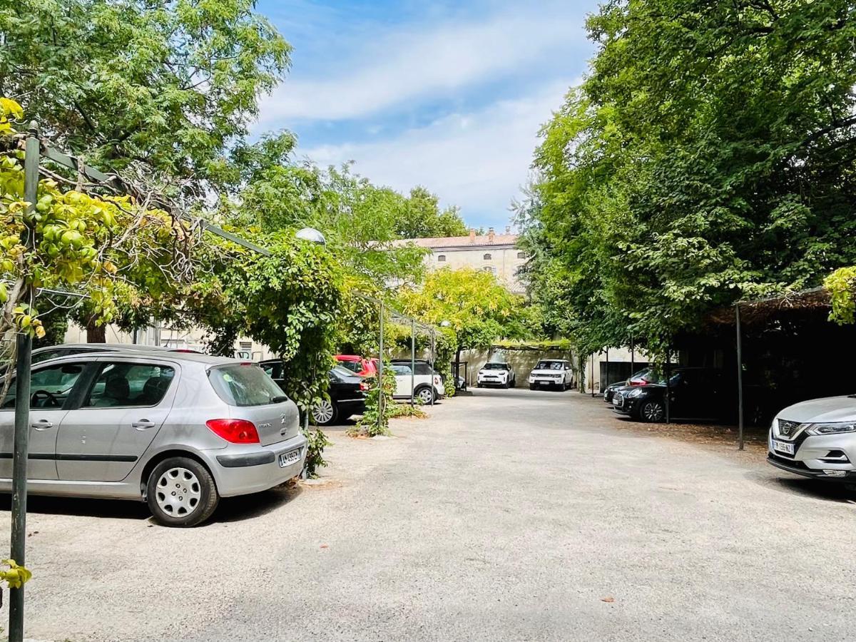 Duplex-Ceiling Height 1,9M-Free Private Parking-Self Check In !! Duplex Climatise-Hauteur Sous Plafond 1,9M-Parking Prive Gratuit-Arrivee Autonome !! Avignon Exteriör bild